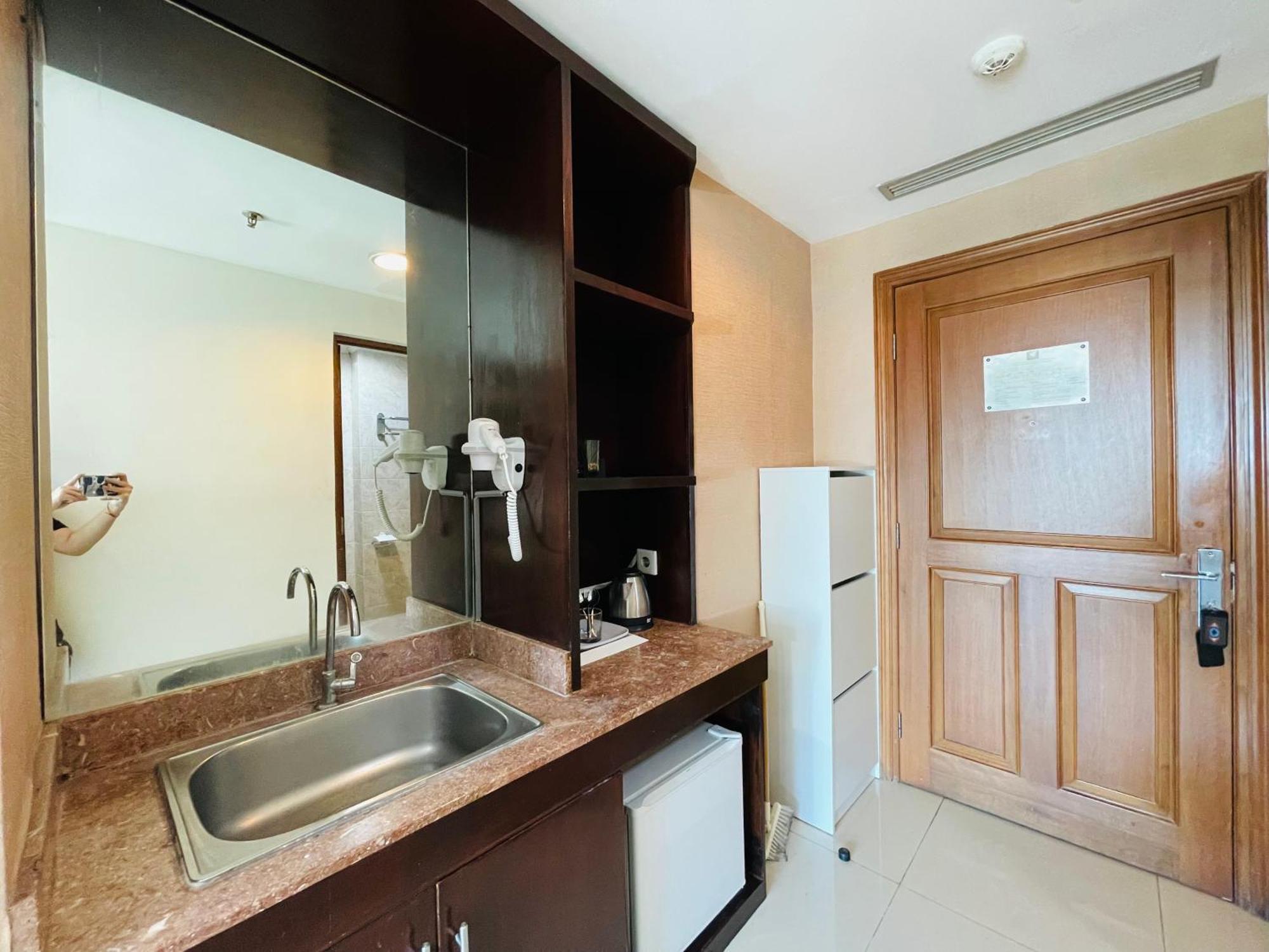 Superior At Galeri Ciumbuleuit 1st Tower With View Apartment